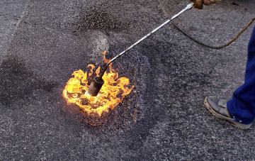 Llanfabon flat roofing repairs